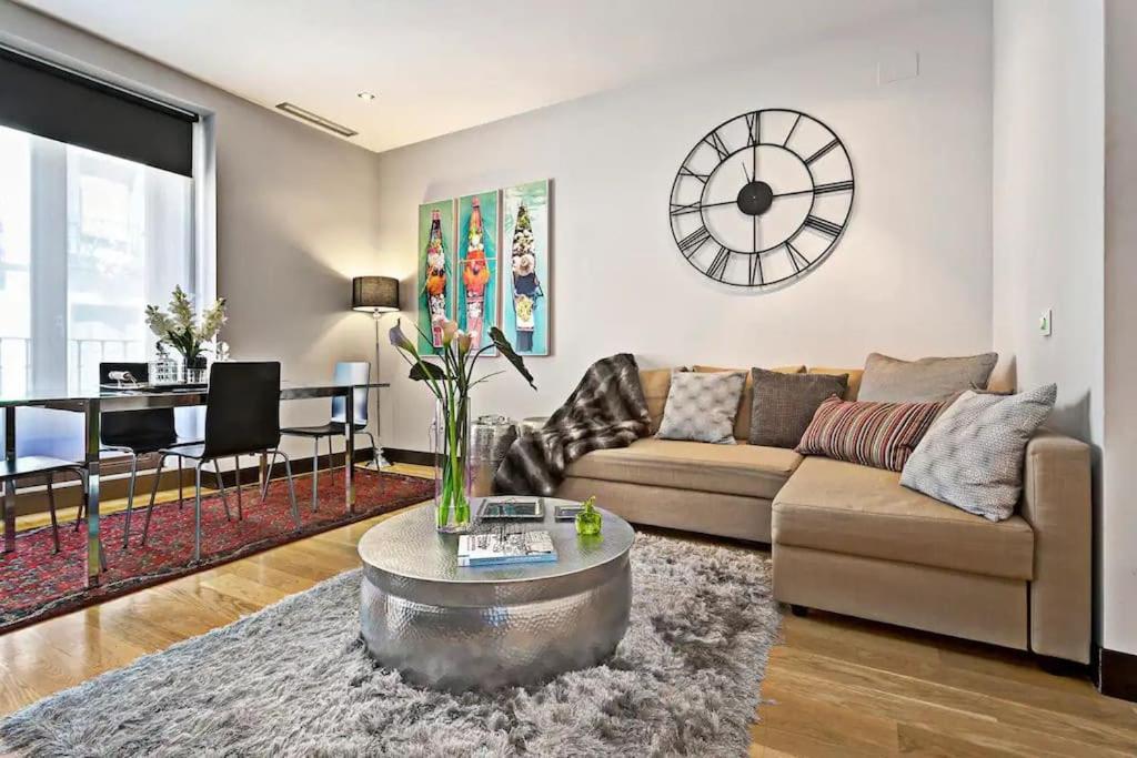 Spacious Luxury 1Br In Centro! S.An Madrid Eksteriør billede
