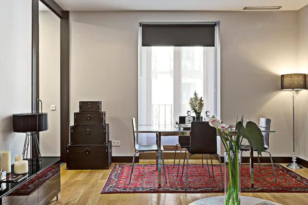 Spacious Luxury 1Br In Centro! S.An Madrid Eksteriør billede