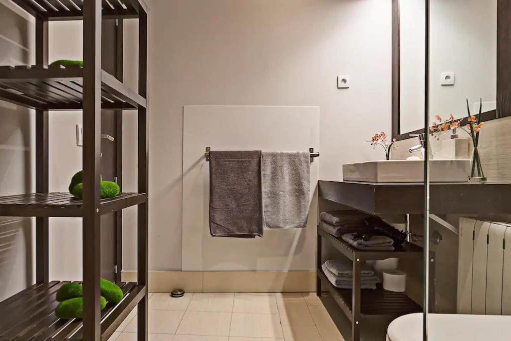 Spacious Luxury 1Br In Centro! S.An Madrid Eksteriør billede